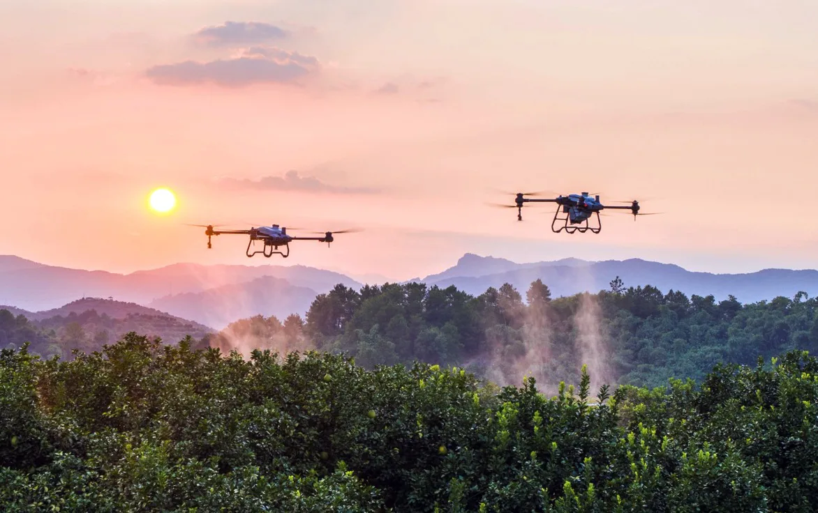 ¿Cuándo conviene y cuándo no conviene usar un dron en el campo?